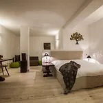 Dimora Al Bivacco 4*