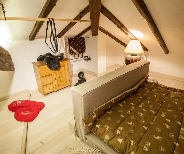 Dimora Al Bivacco Couette-café 3*